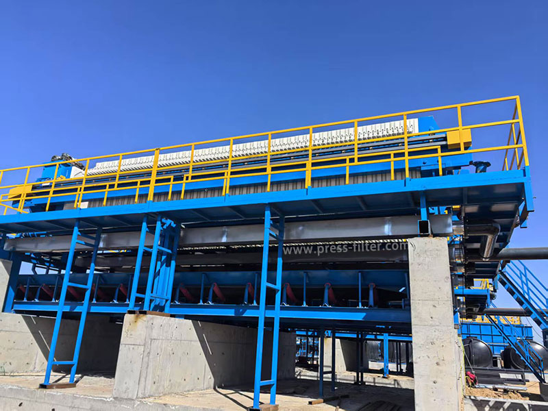 Filter press application in mining sites