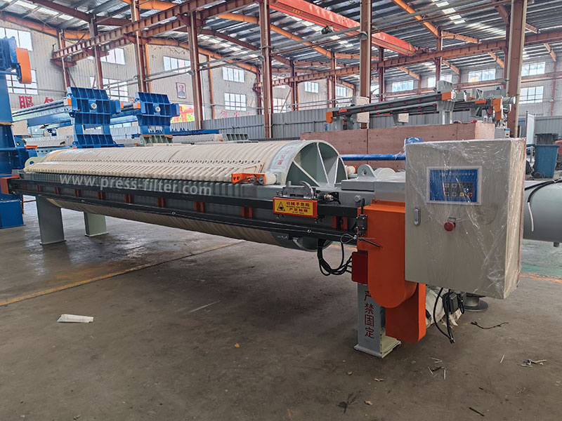 High pressure filter press